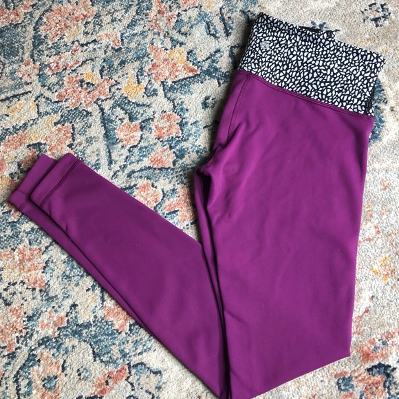 Lululemon Wunder Under Leggings Reversible Plum 6 - Picture 9 of 16